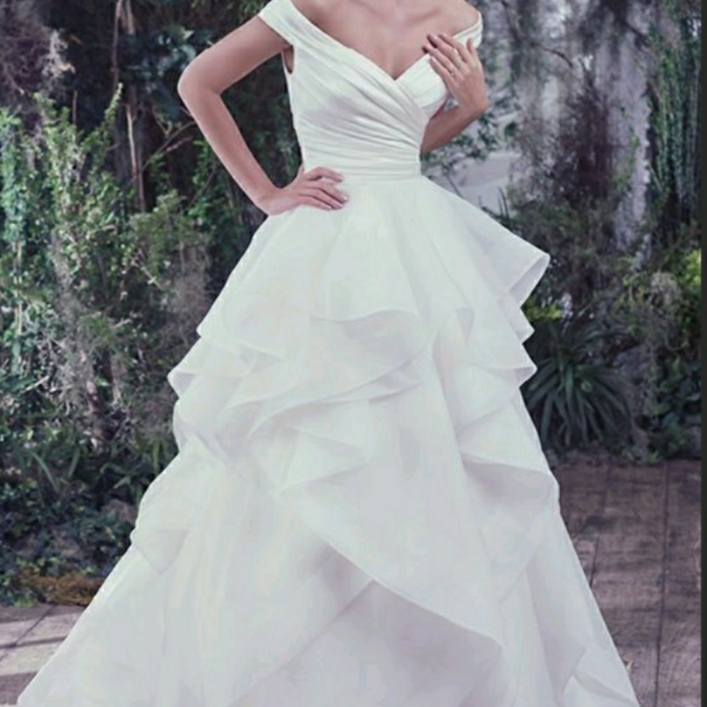 COPY  available- wedding gown  NWT